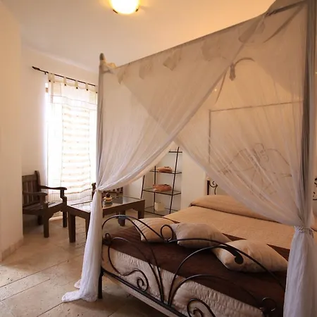 Aux Bords Du Temps 3* Zonza