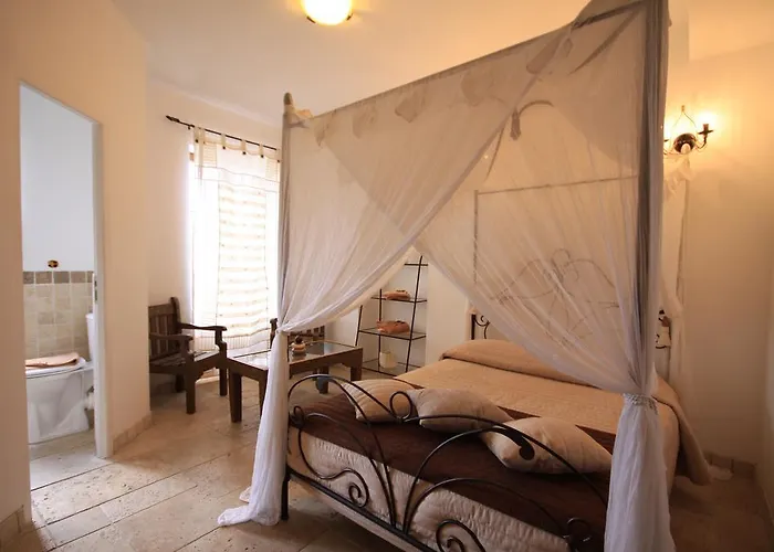 Aux Bords Du Temps 3* זונזה