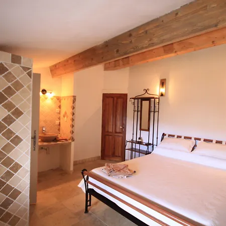 Aux Bords Du Temps 3*