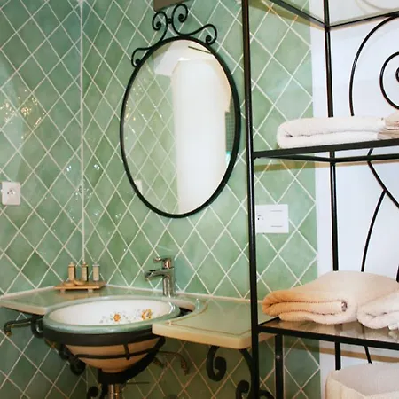 Bed & Breakfast Aux Bords Du Temps 3*