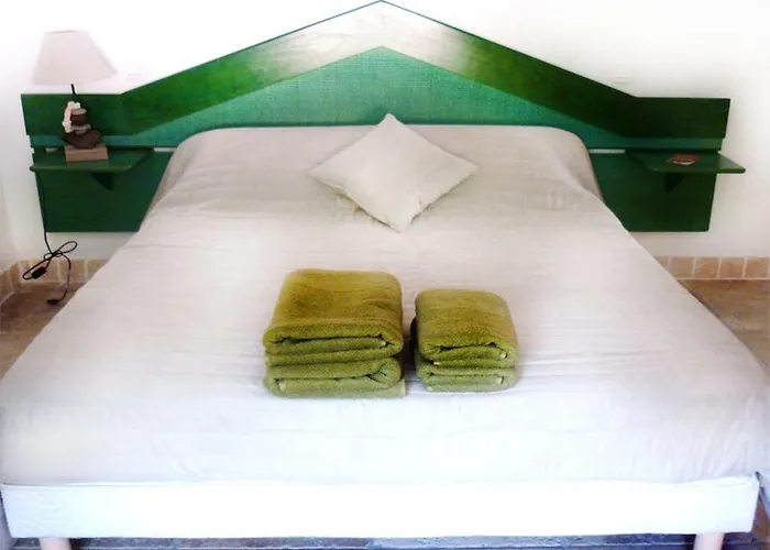 Aux Bords Du Temps Zonza